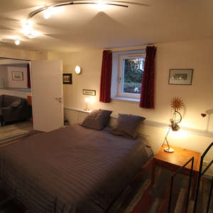 chambre à coucher avec lit 160 x 200 cm